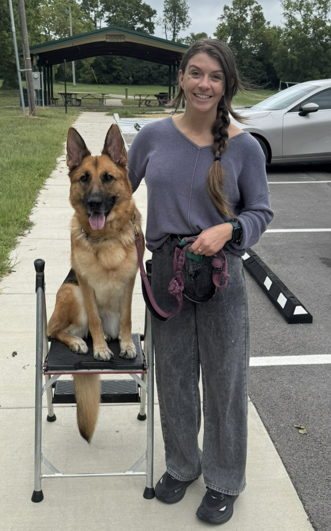 Meet Sasha the GSD and her handler Olivia. Sasha is working hard on her obedience and being less reactive. We built up her confidence working on place and she is a real pro getting to the top step.
Ready to see the benefits of Dog Training Elite? Check us out and get started today! 
Discover more by visiting our website today. https://dogtrainingelite.com/louisville