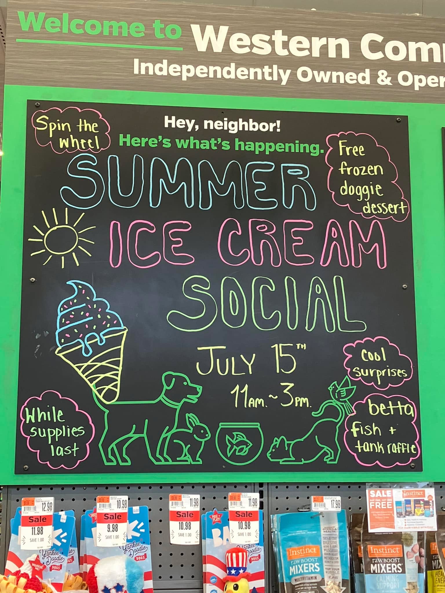 Sometimes, an ice cream social is exactly what we need! 😄🙌🐾🐾