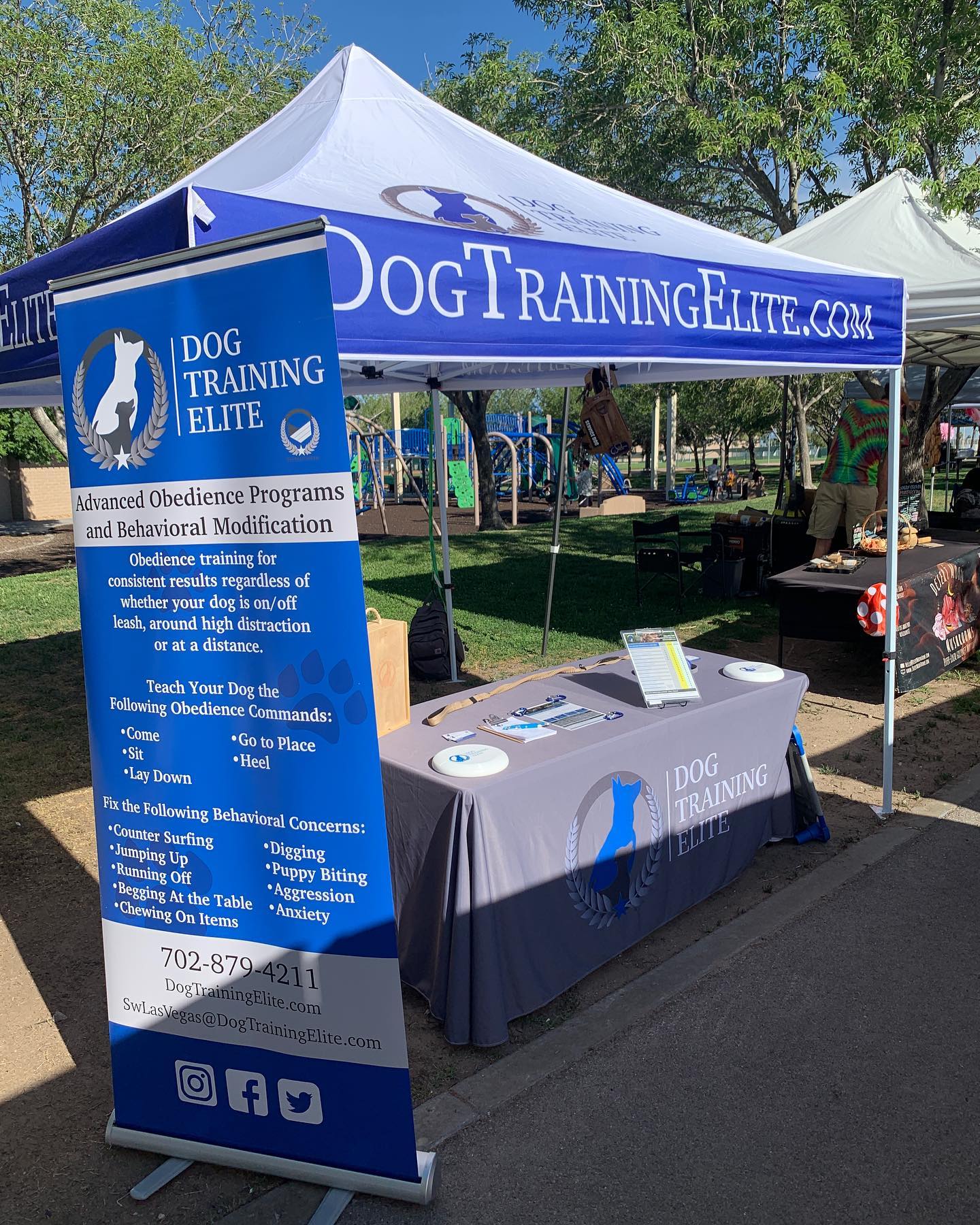 Come see us at the Bruce Trent Farmer&rsquo;s Market! Tons of great food and vendors here! 